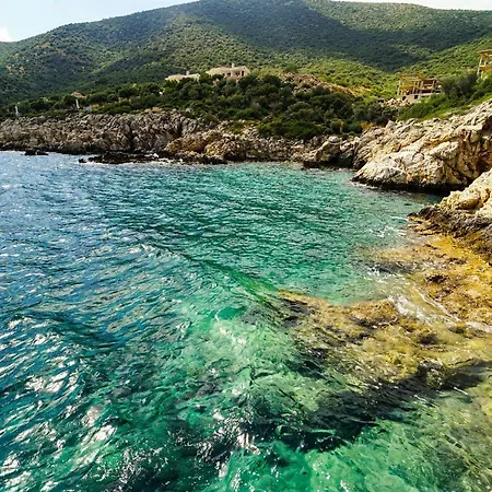וילה Kalkan'da Luks Esyali 5+1 Kiralik 2 Havuzlu